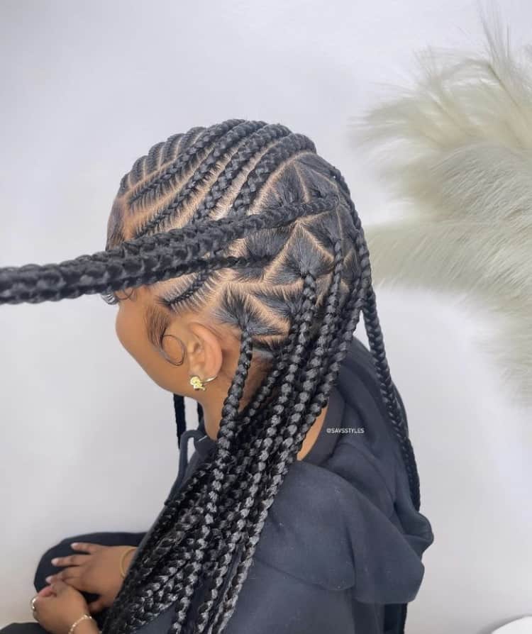 Lemonade Fulani braids with triangle part knotless braids